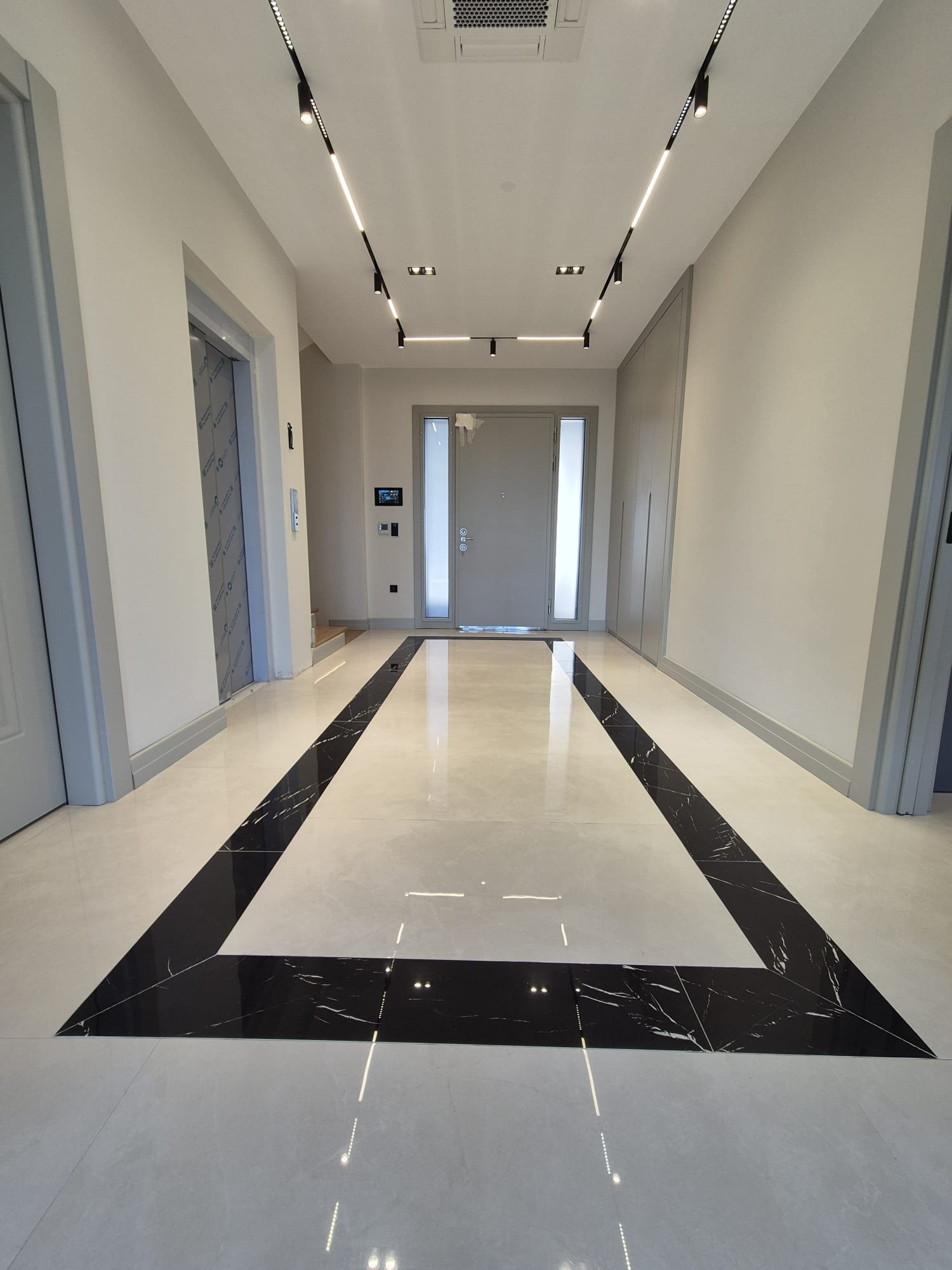 Marmara Haven Villa entrance with marble floor