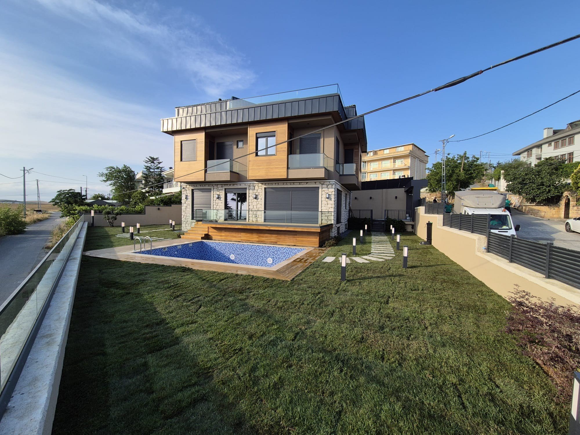 Marmara Haven Villa garden and pool